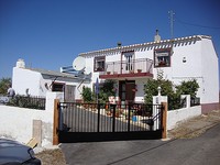 VIP1902: Cortijo zu Verkaufen in Chirivel, Almería