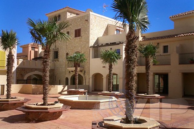 VIP7016: Rijtjeshuis te koop in Desert Springs Golf Resort, Almería