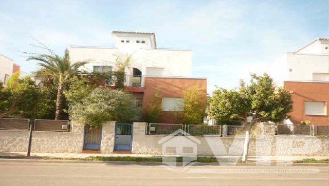 VIP7181: Townhouse for Sale in Vera Playa, Almería