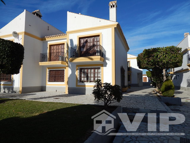 VIP7323: Townhouse for Sale in Vera Playa, Almería