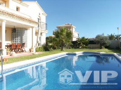 4 Bedrooms Bedroom Villa in Vera Playa