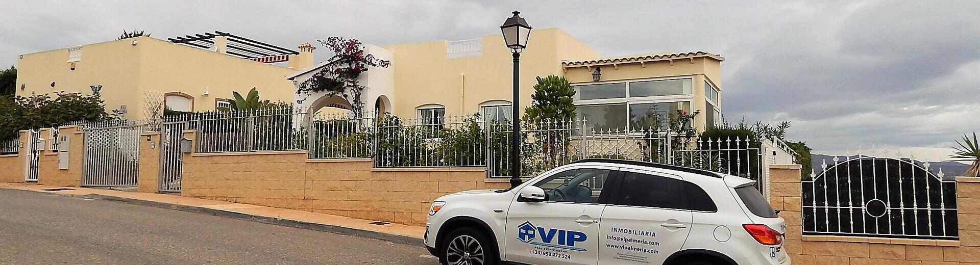 VIP7490: Villa te koop