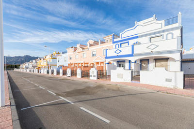 3 Slaapkamers Slaapkamer Rijtjeshuis in San Juan De Los Terreros