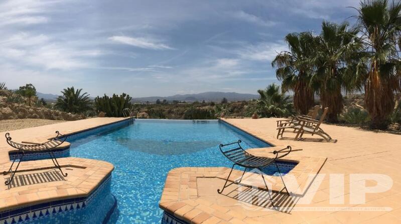 VIP7897: Villa for Sale in Vera, Almería