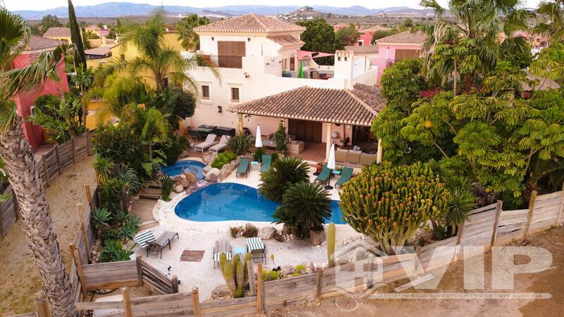 VIP7999: Villa à vendre en Desert Springs Golf Resort, Almería