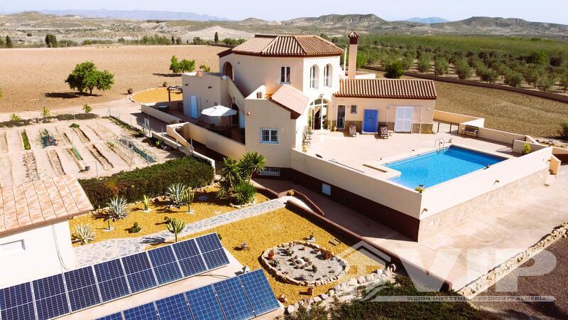 VIP8053: Villa à vendre en Mojacar Playa, Almería