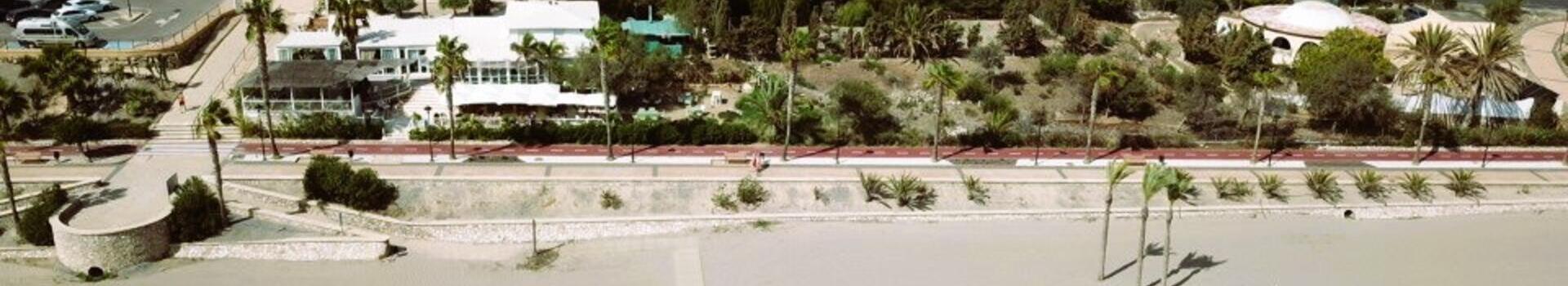 VIP8171: Commercial Property for Sale